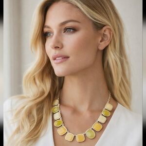 Yellow Chalcedony Agate Look Statement Necklace Gold Tone Modern Adjustable